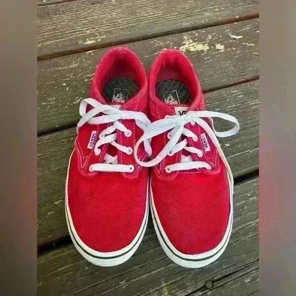 VANS, youth size 5, good condition, red sneakers